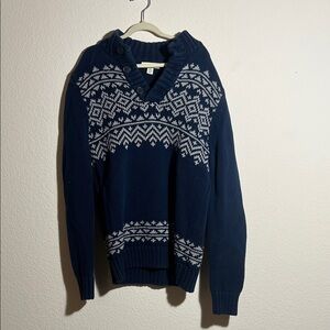 Kids 12/14 or Men’s Small Navy Blue Patterned Christmas Sweater Vintage High Qua